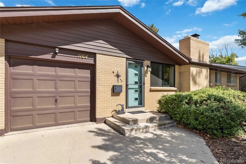 1164 S Oakland Street, Aurora