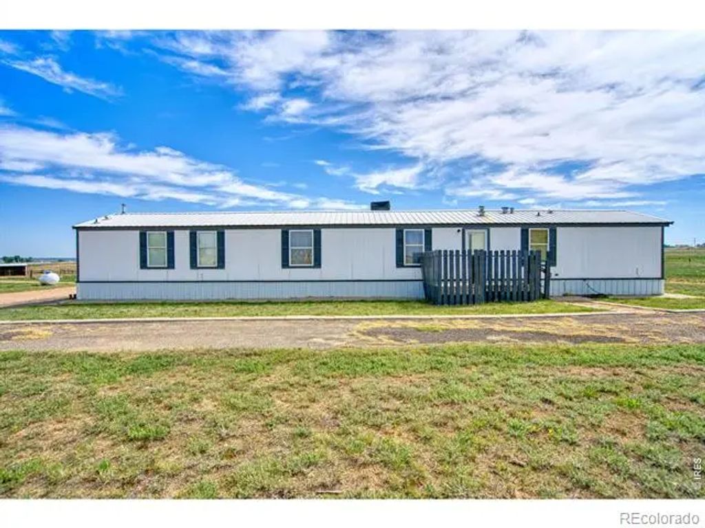 17701 County Road 38, Platteville