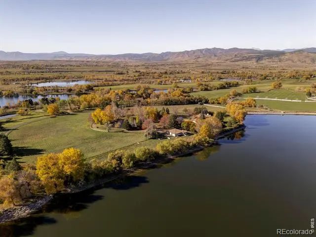Residential Real Estate for Sale at 7009 Rozena Drive in the city of Longmont by MLS #IR1068257