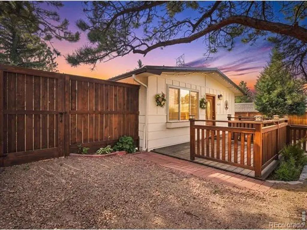 435 Columbine Avenue, Estes Park