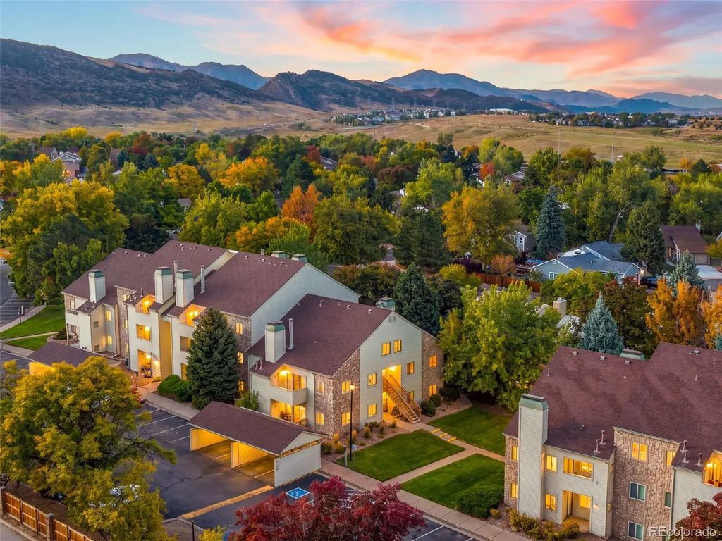 7379 Gore Range 106, Littleton