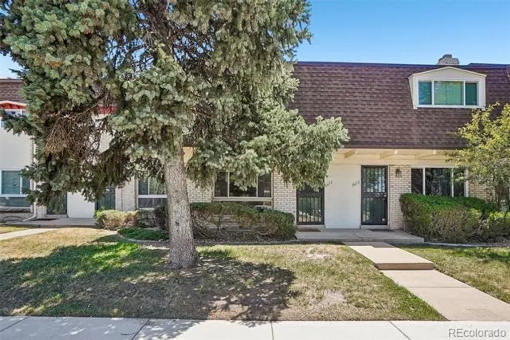 6472 E Mississippi Avenue, Denver