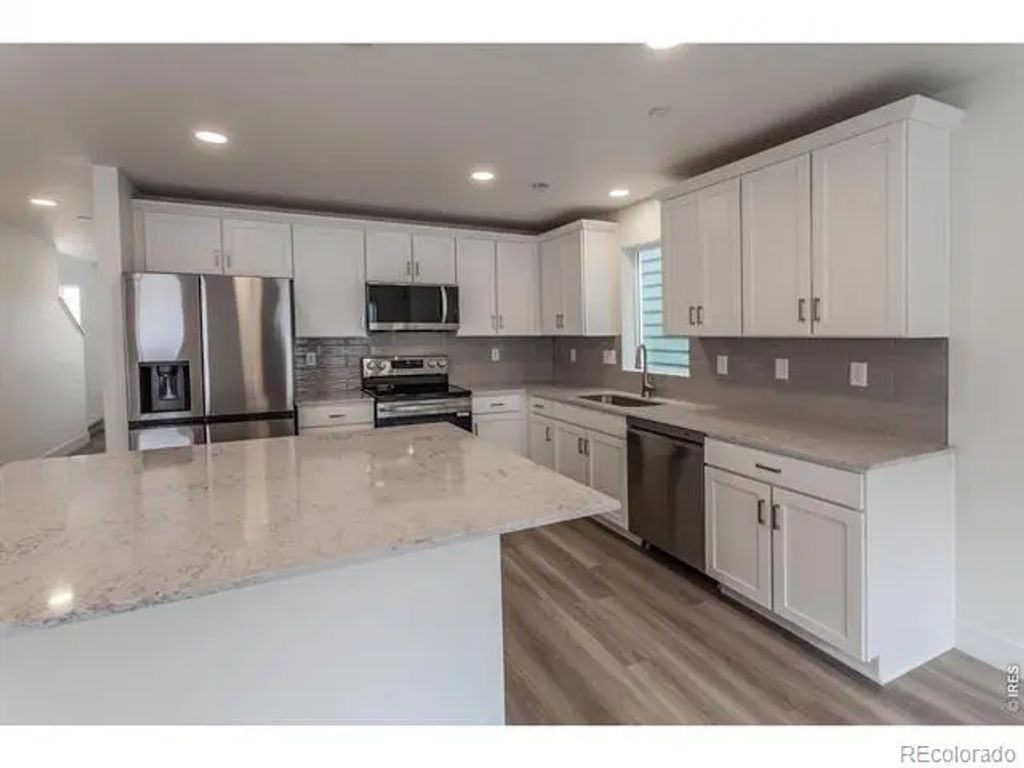 947 Trumpet Lane, Windsor