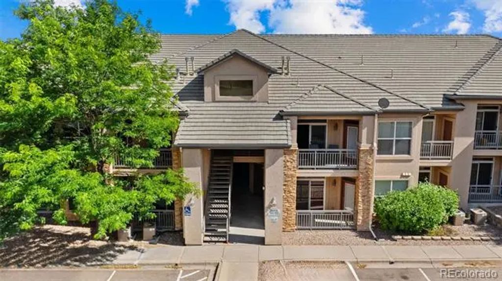 605 Cougar Bluff Point 206, Colorado Springs