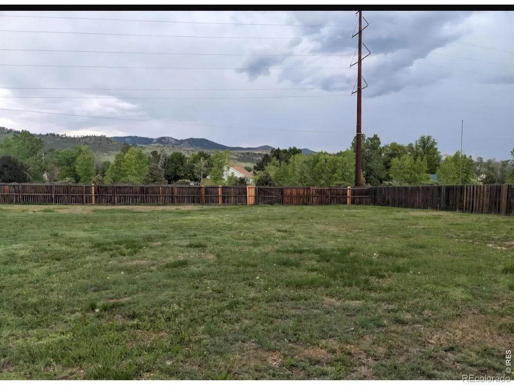 1564 S Overland Trail, Fort Collins