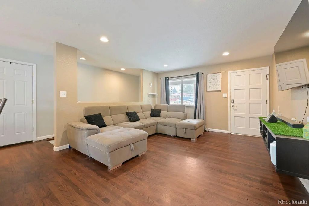 1248 S Eaton Street, Lakewood