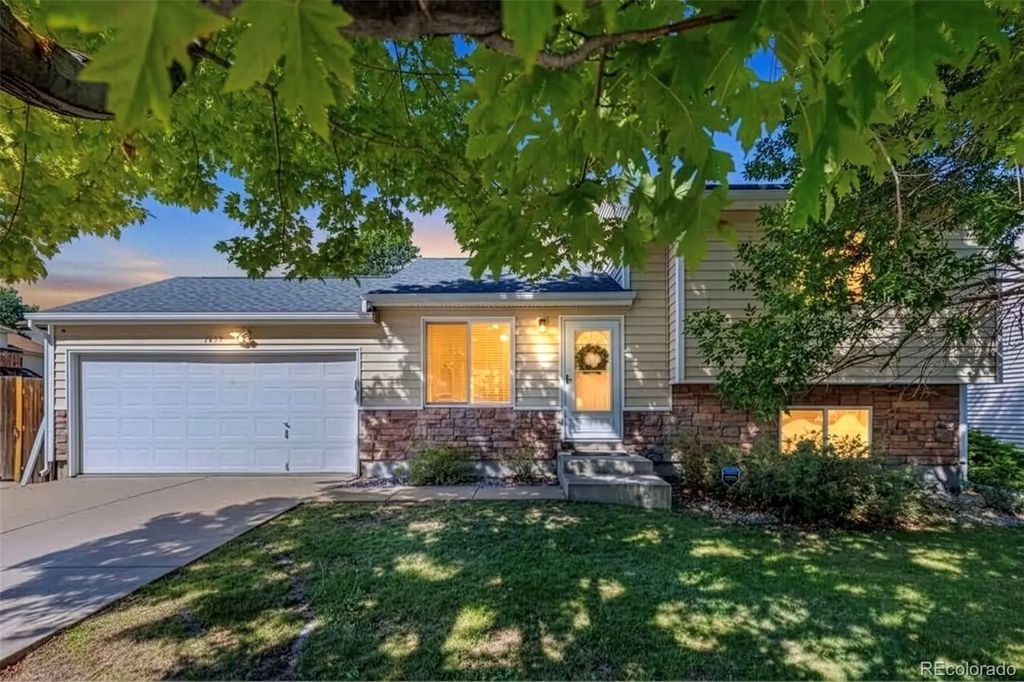 1437 S Pitkin Court, Aurora