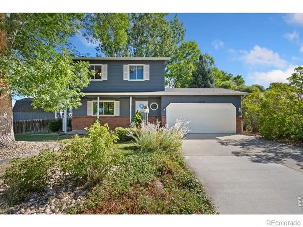 4050 Niobe Court, Loveland