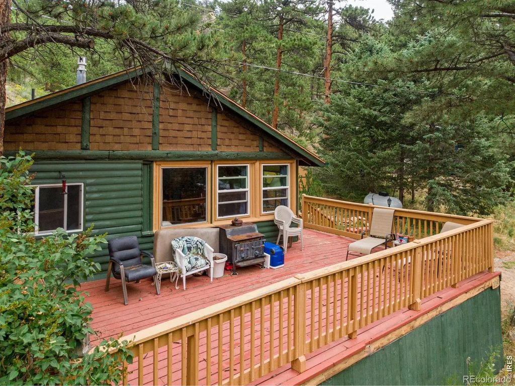 2248 Riverside Drive, Lyons