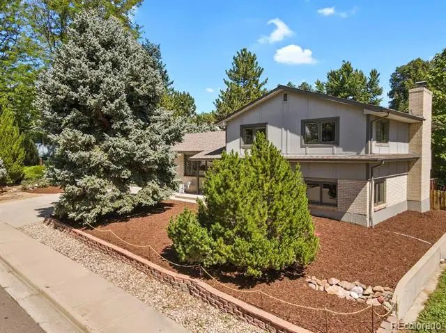 2850 S Hobart Way, Denver