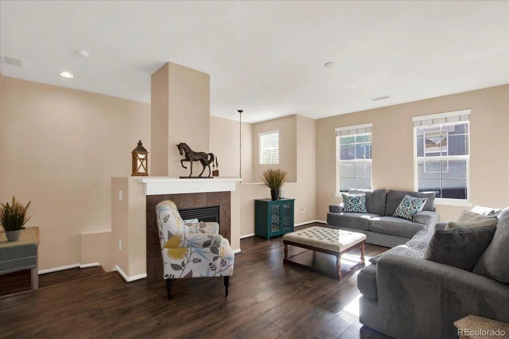 9451 Elmhurst Lane A, Highlands Ranch