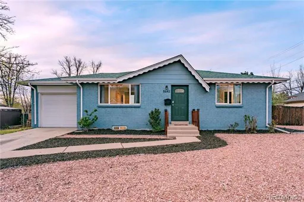 5643 W 67th Avenue, Arvada