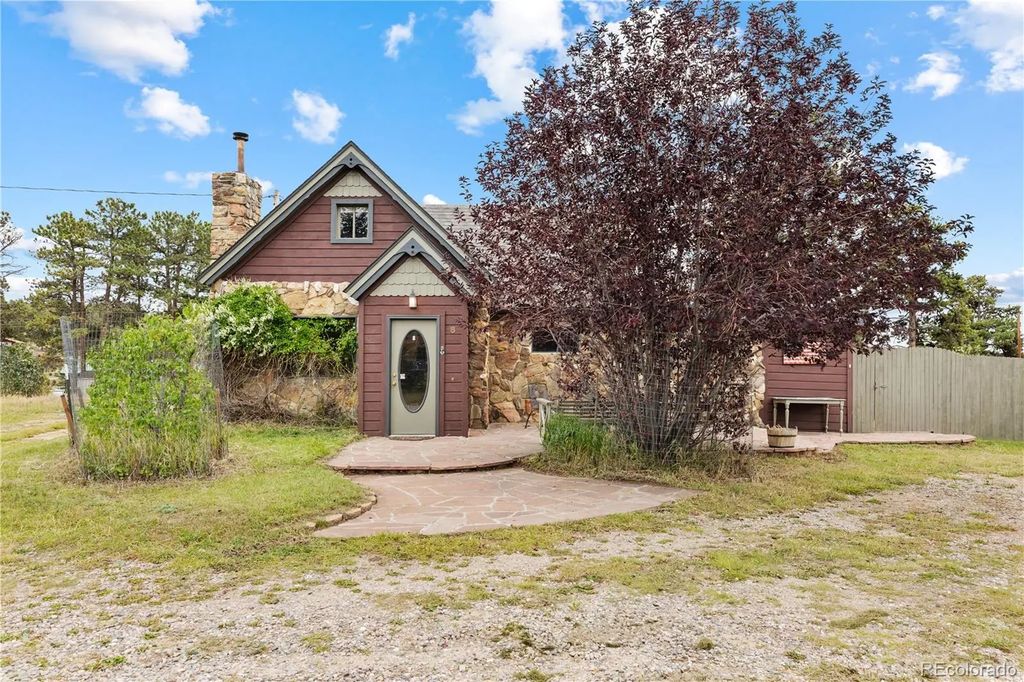 8 Aspen Lane, Bailey