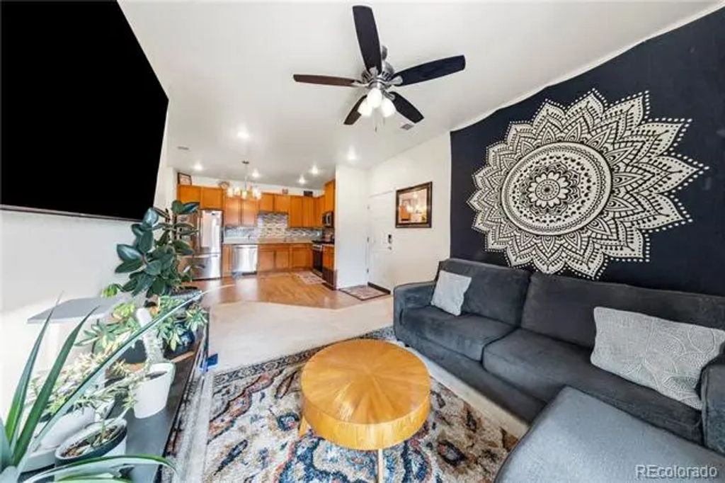 1861 S Dunkirk Street 302, Aurora