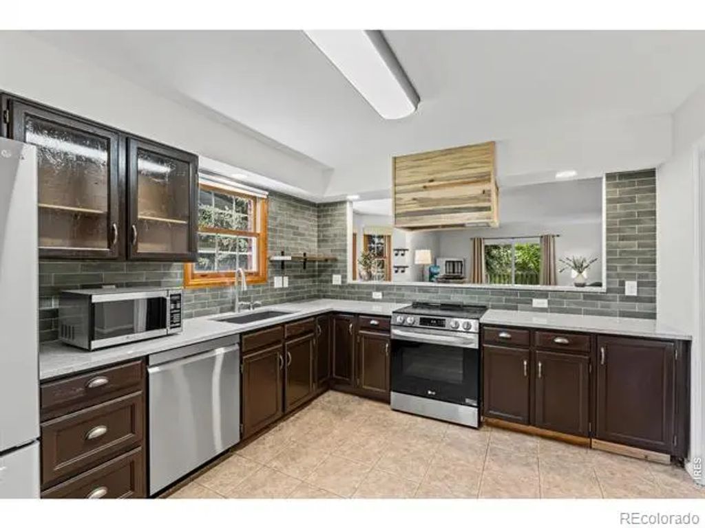 720 Arbor Avenue 27, Fort Collins