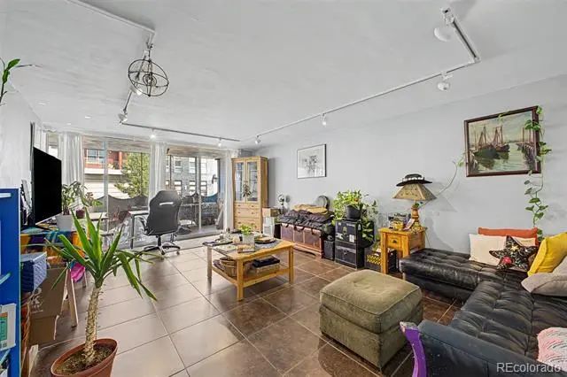 1155 N Ash Street 202, Denver