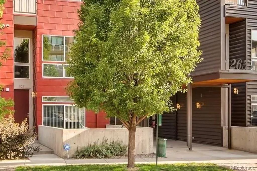 2650 W Front View Crescent Drive 101, Denver