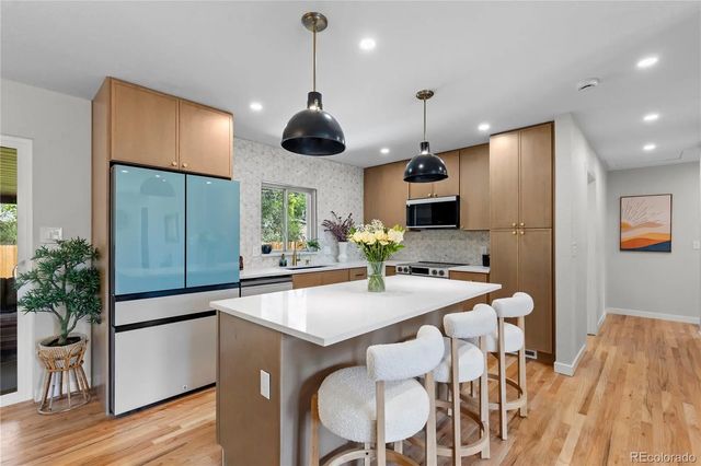 954 S Ivy Street, Denver