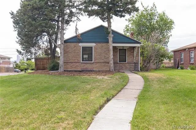 2701 N Steele Street, Denver