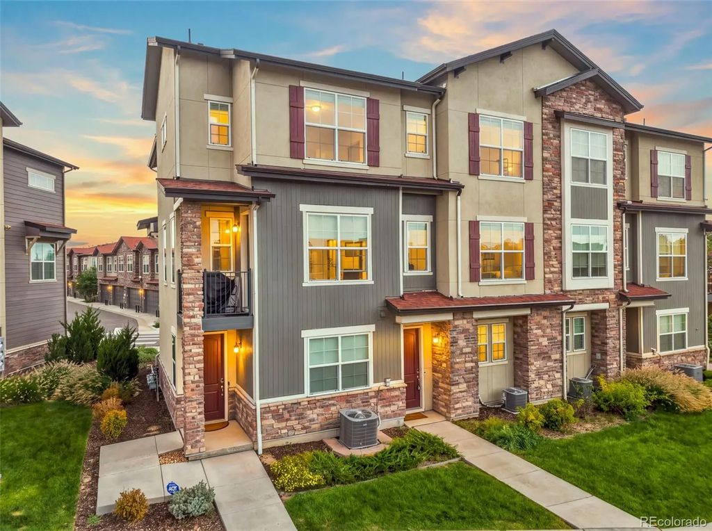 2100 Santini Trail #b, Littleton