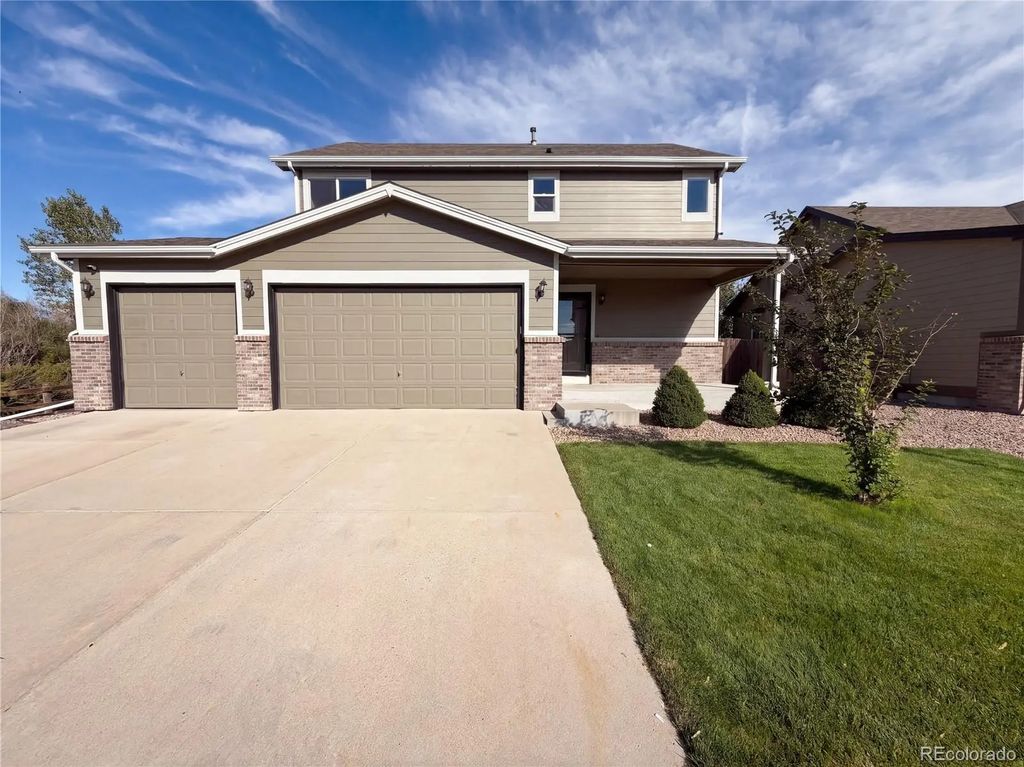 2084 Basil Street, Strasburg