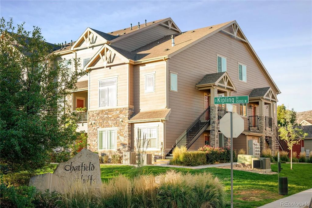 8848 S Kipling Way 208, Littleton