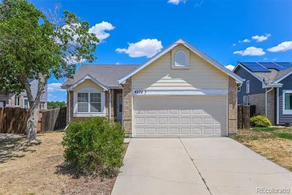 4272 S Ireland Court, Aurora