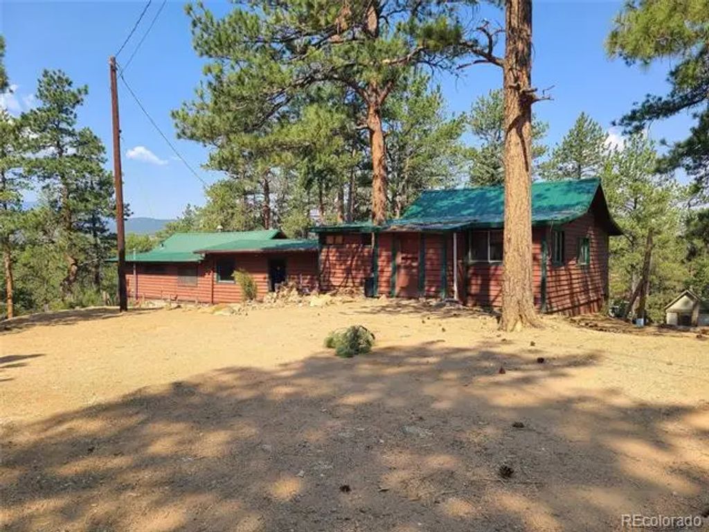 23721 Summit Street, Pine