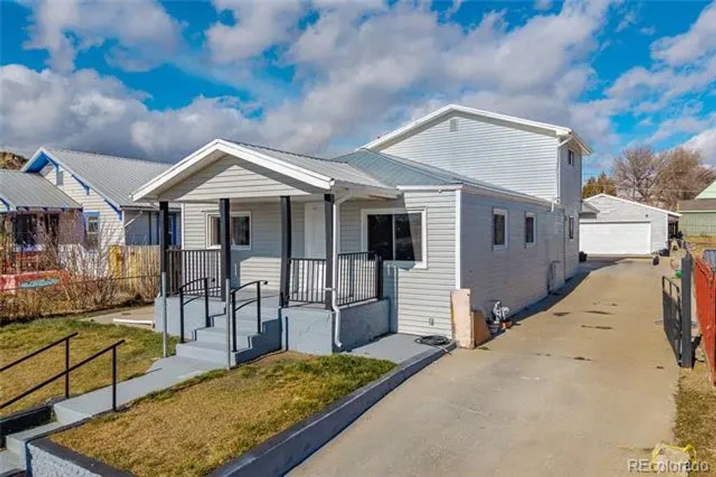 315 E Strong Avenue, Trinidad