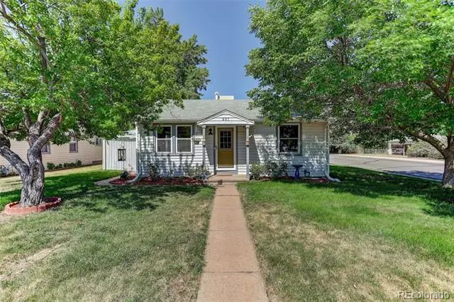901 S Locust Street, Denver