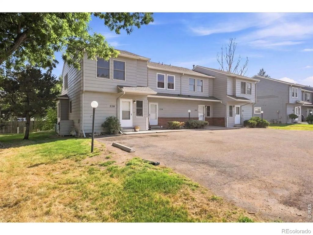 228 E 42nd Street, Loveland