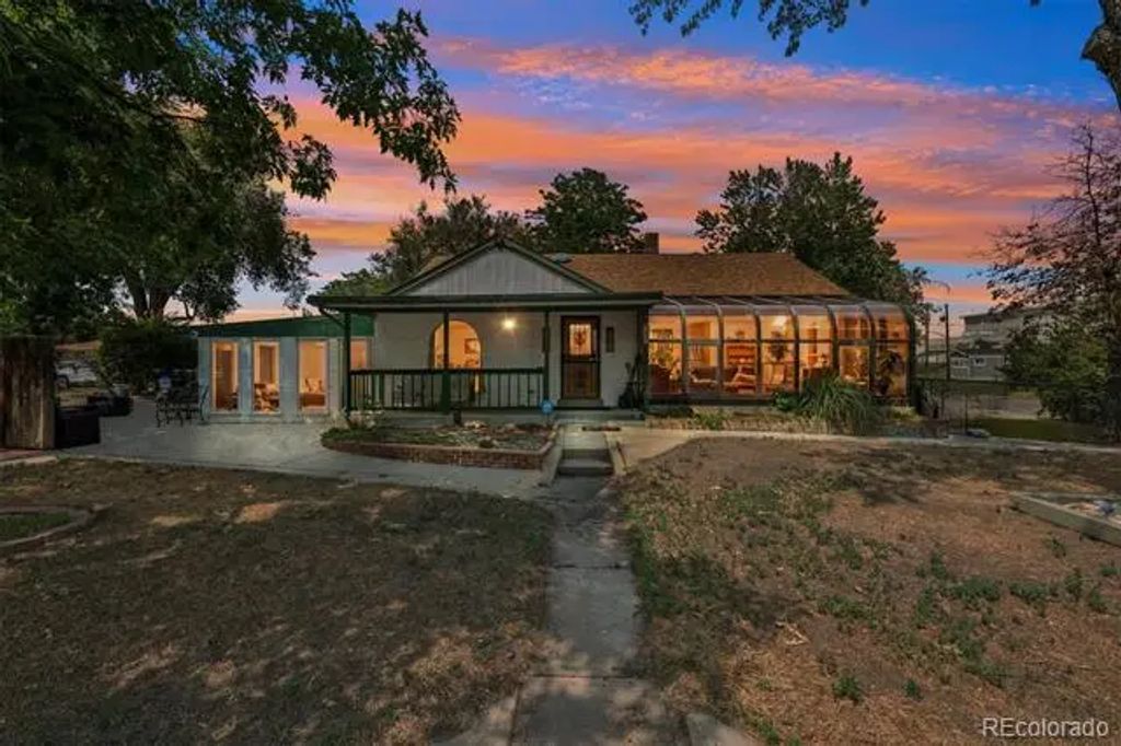 2601 W 52nd Avenue, Denver