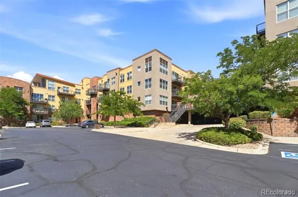 9059 E Panorama Circle B111, Englewood