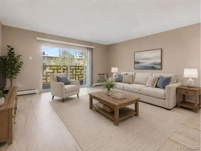 605 S Alton Way 12c, Denver