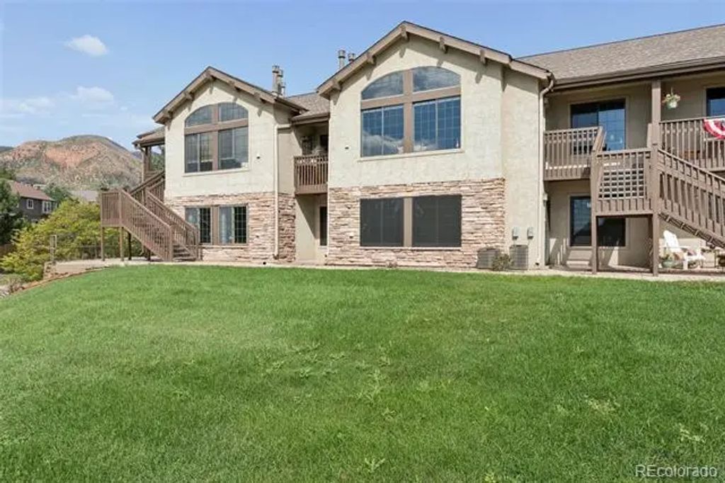 2147 Denton Grove 102, Colorado Springs