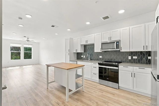 2851 W 52nd Avenue 307, Denver