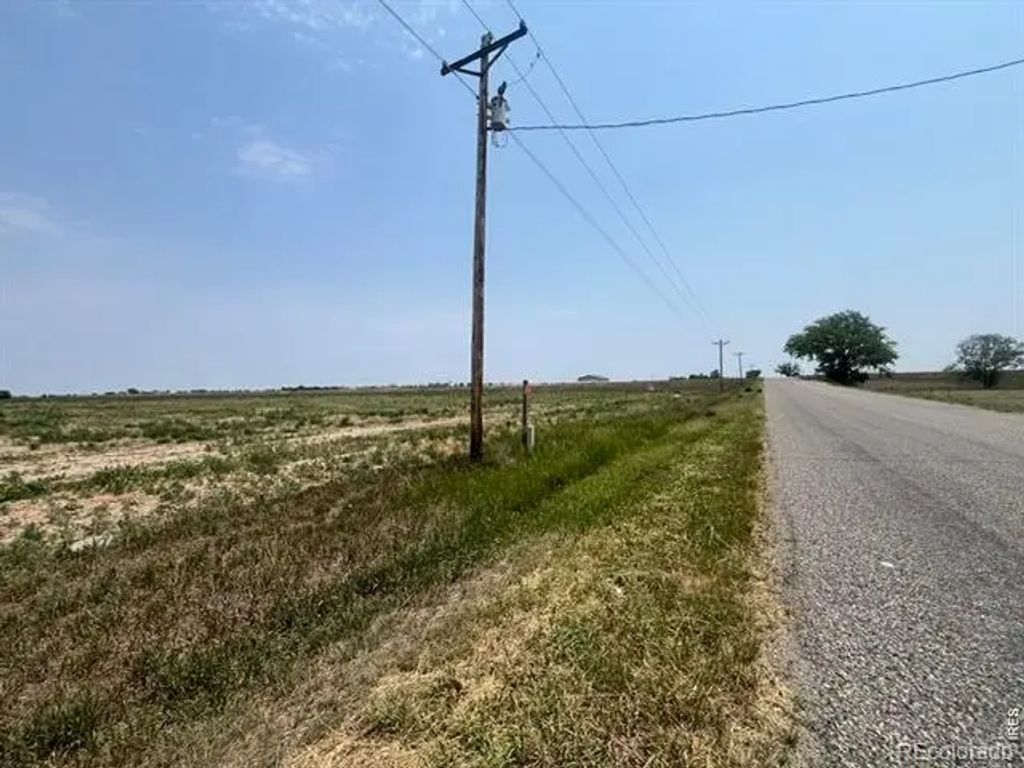 County Rd P, Wiggins