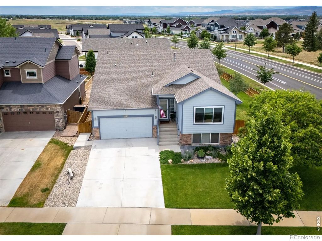 3445 Yule Trail Drive, Fort Collins