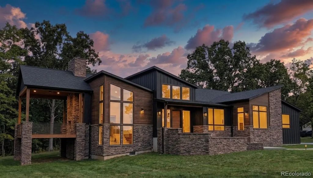 5686 Zircon Way, Golden