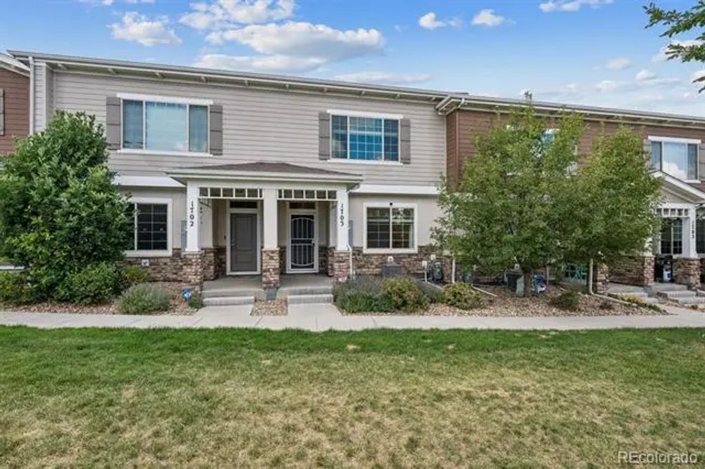 857 E 98th Avenue 1703, Denver