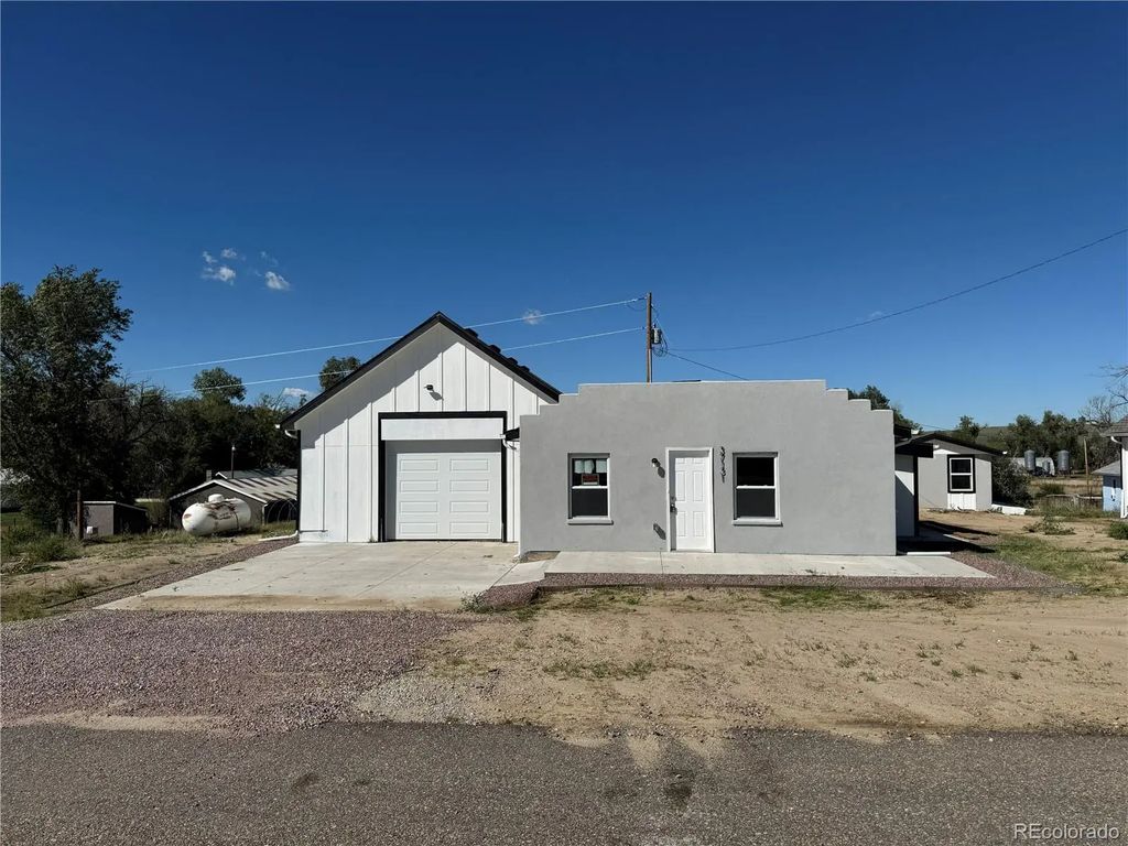 37131 Us Highway 24, Matheson