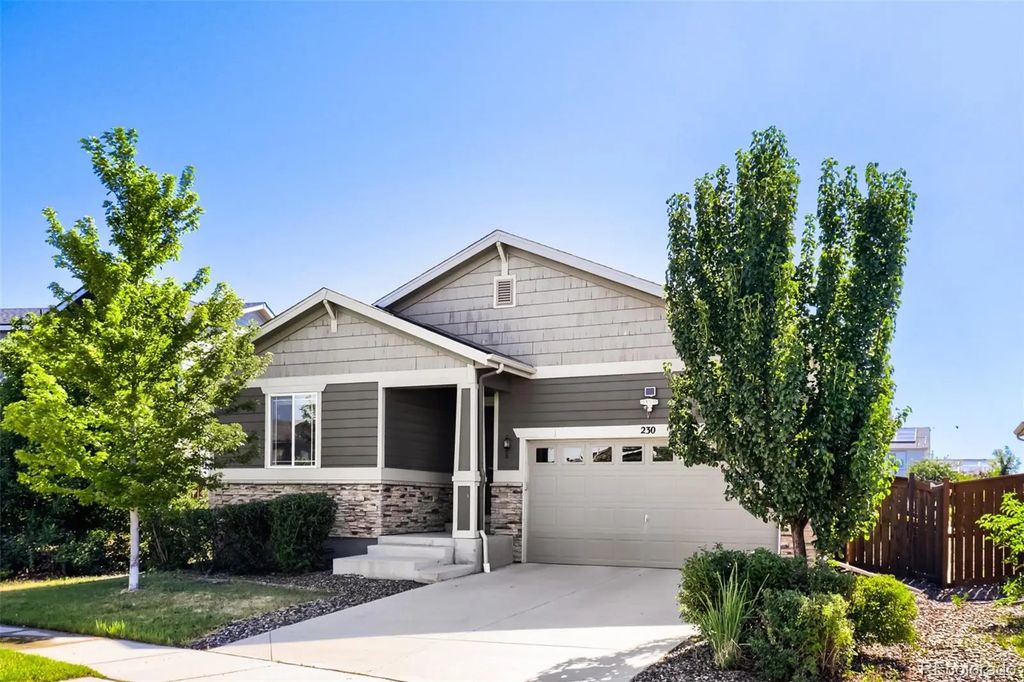 230 S Langdale Court, Aurora