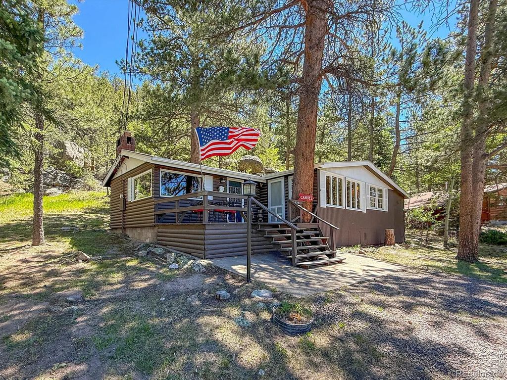 438 Aspen Drive, Lyons