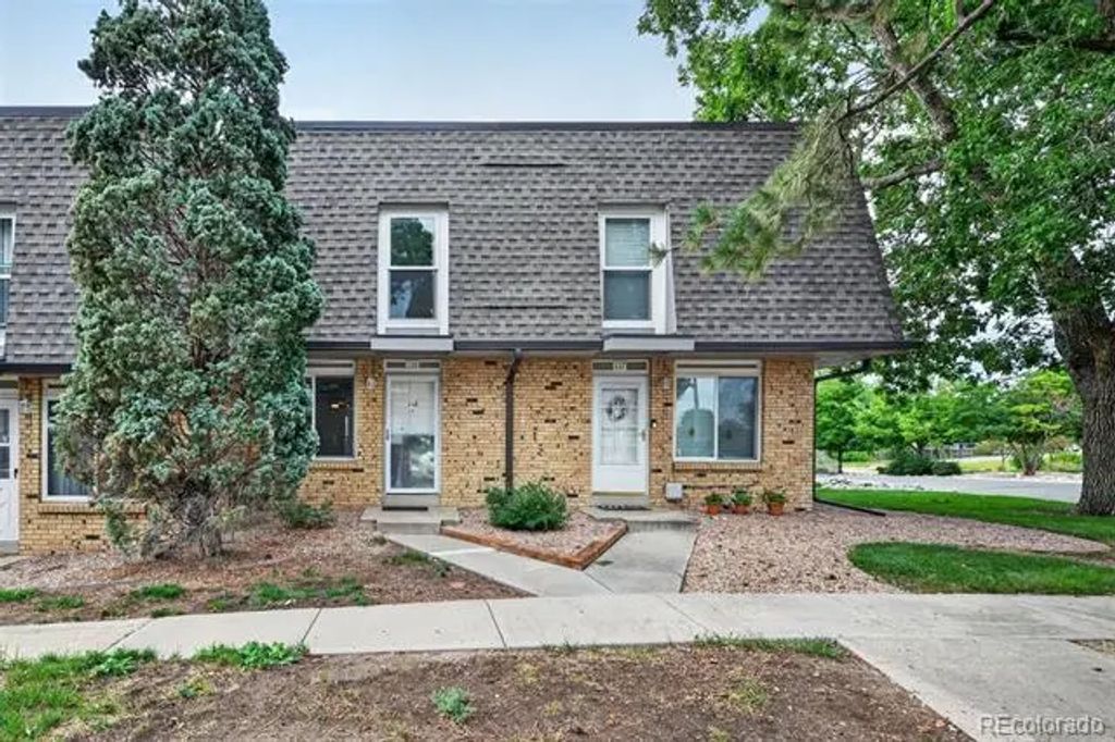 1536 S Pierson Street 118, Lakewood