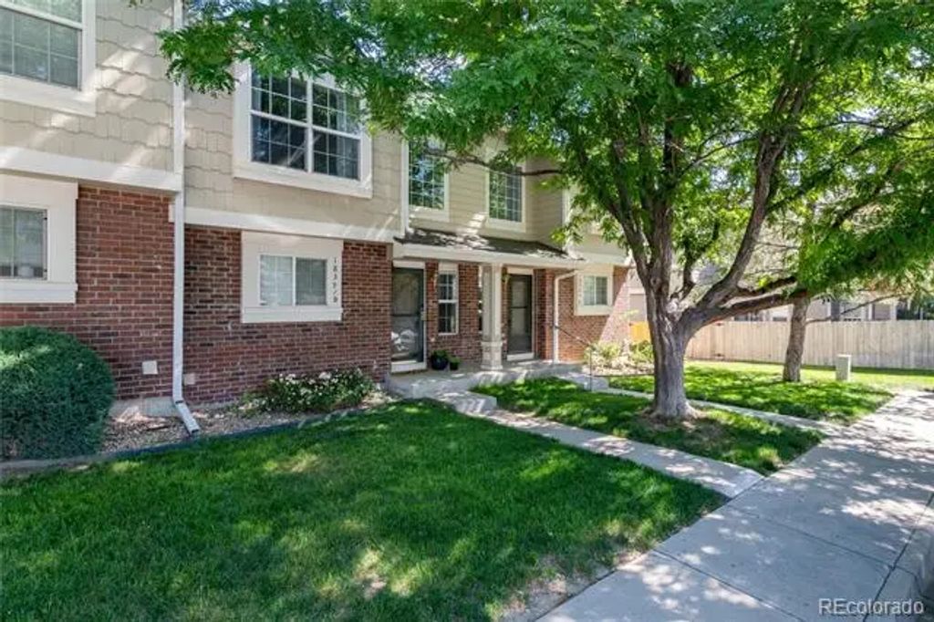 18397 E Alabama Place D, Aurora