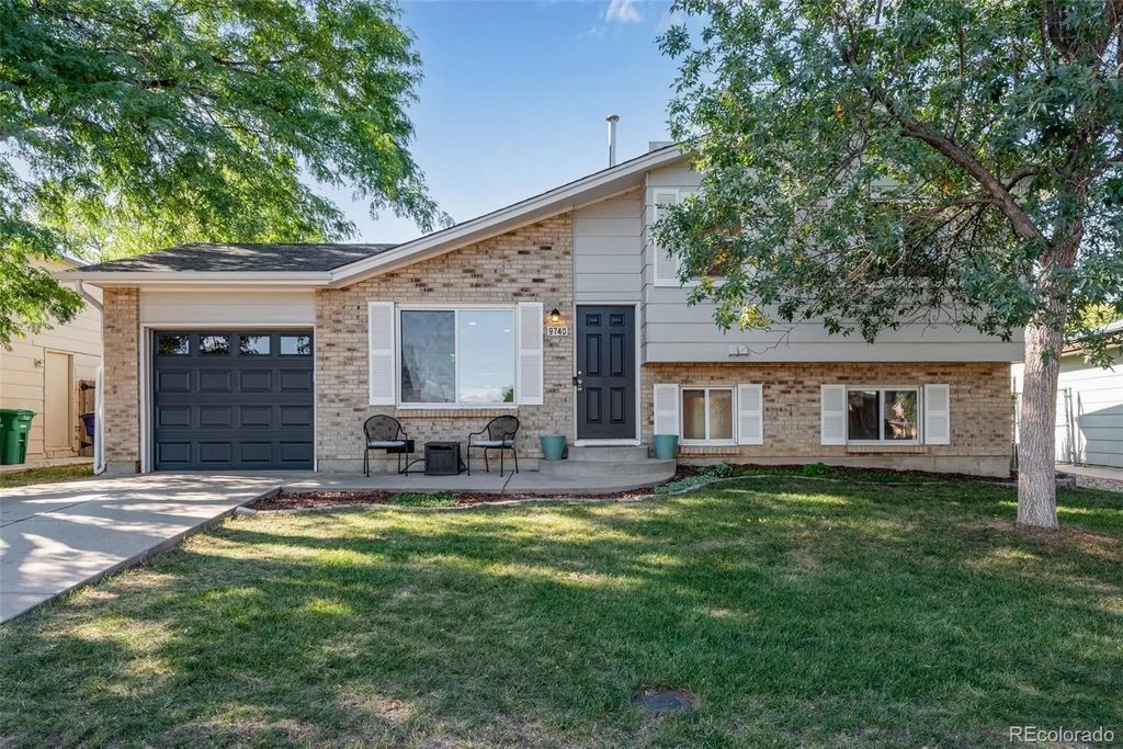 9740 W Union Avenue, Denver