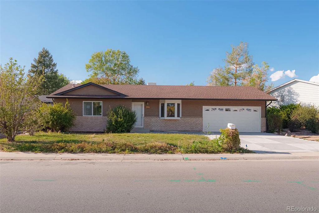 745 Mobile Street, Aurora