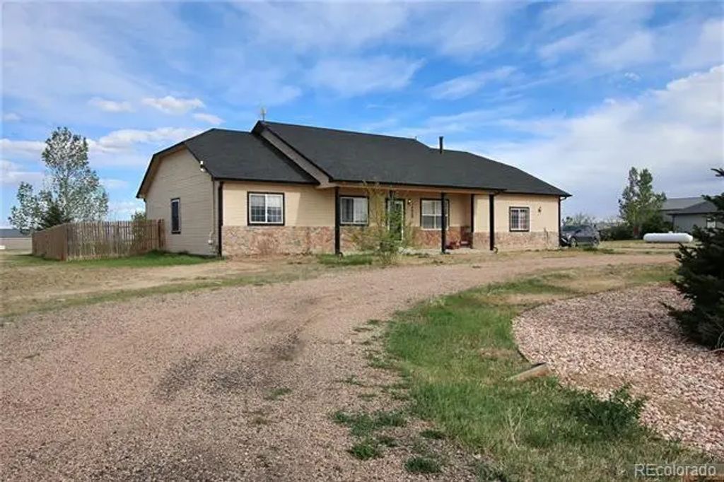 14860 Avery Way, Keenesburg