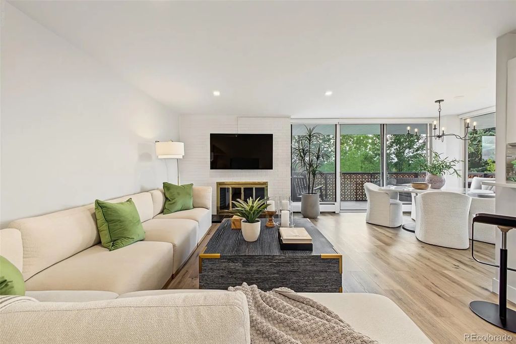4570 E Yale Avenue 301, Denver