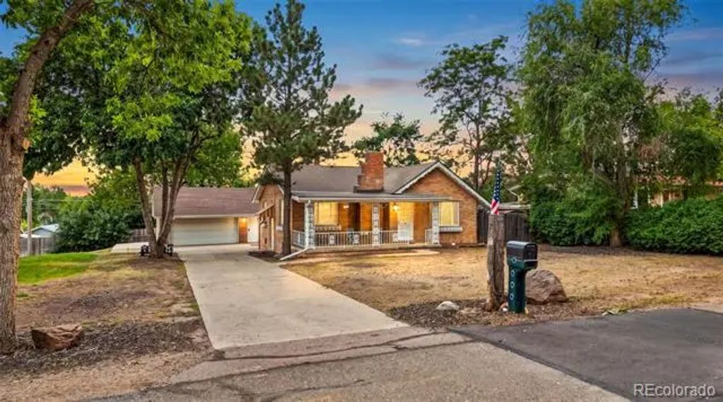 11940 W Independence Avenue, Golden